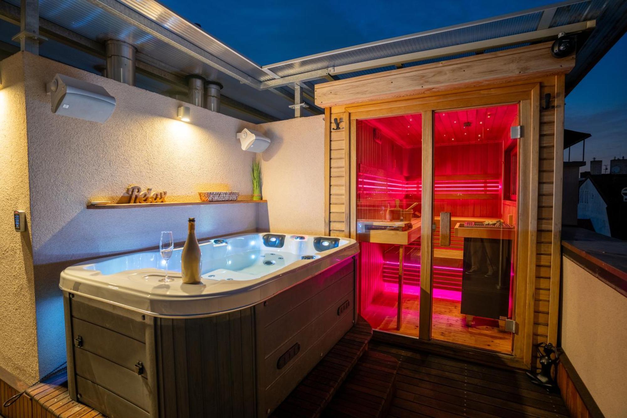 Luxury Rooftop Appartment With Fantastic Views Prag Dış mekan fotoğraf